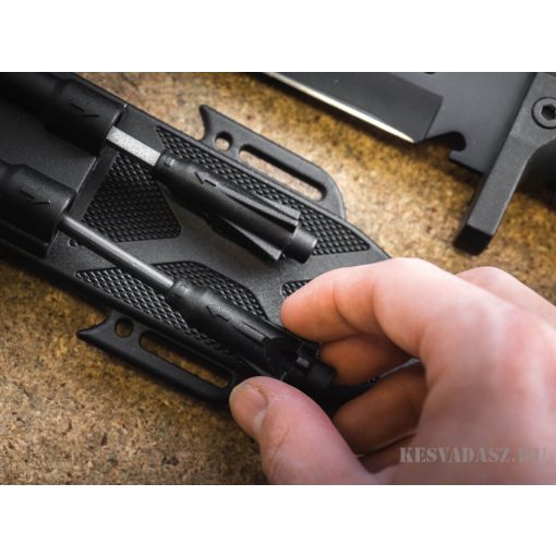 Böker Magnum M-Spec túlélő kés