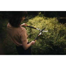 FISKARS SmartFit teleszkópos sövénynyíró HS86