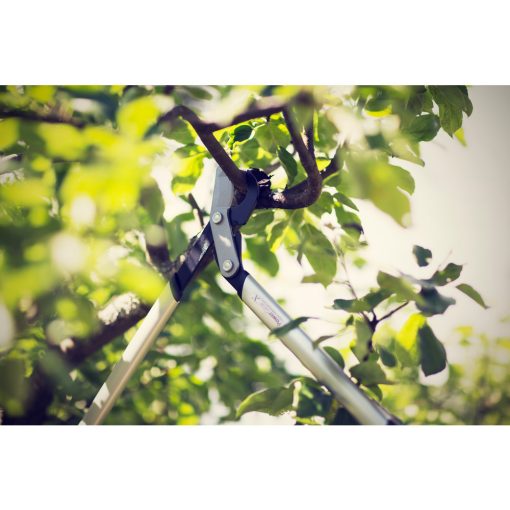 FISKARS PowerGearX fém fogaskerekes ágvágó, horgos pengével (M) LX94