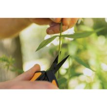 FISKARS Solid Micro-tip olló, teflonbevonattal SP131