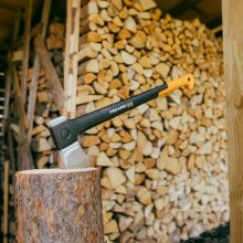 FISKARS X-Series X28 hasítófejsze (M)