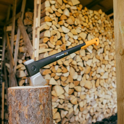 FISKARS X-Series X28 hasítófejsze (M)