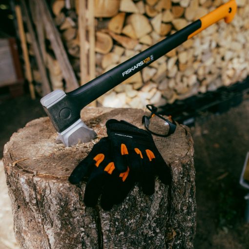 FISKARS Professzionális kerti kesztyű (8-as méret)